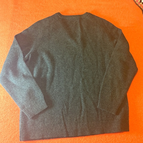 Green pure wool V-neck rustic straight fit sweater NWT - Picture 8 of 8